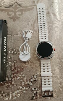 Inteligentné Galaxy Watch Ultra - White - 2