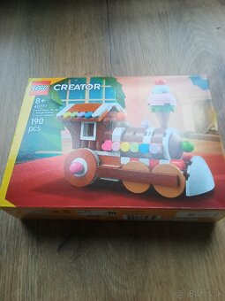 Lego Vianocny  vlacik - 2