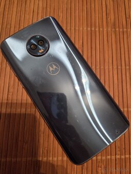 Motorola G6 + handfree sluchadlo - 2