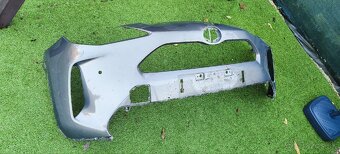 Predný nárazník Toyota Yaris Cross - 2