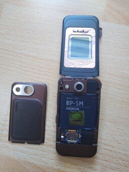 Predám originál Nokia 7390 - 2
