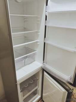 Predám chladničku Eurotech 181cm - 2