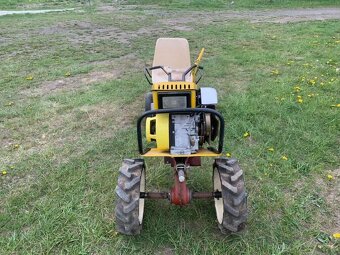 Malo traktor - 2