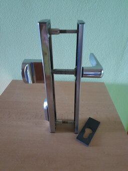 Kovanie na dvere - 2