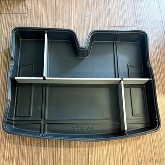 Vanička do kufra Volvo V40 CC - 2
