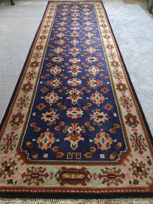 starý kvalitný vlnený koberec - 2