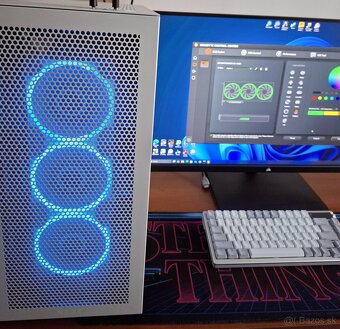 Herné PC + QHD 165Hz 32" Monitor - 2