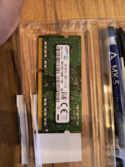Samsung 4 GB DDR3 - 2