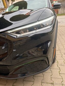 Ford Mustang Mach-E 221KW/300PS ELEKTRO - 2
