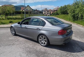 Bmw e90 318d - 2