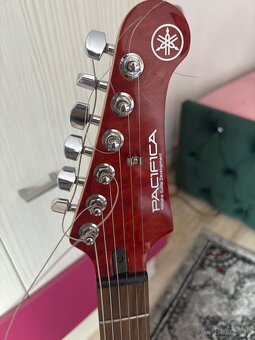 Yamaha pacifica 211 - 2