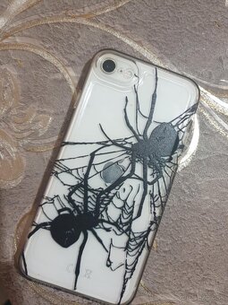iPhone SE 2022 - 2