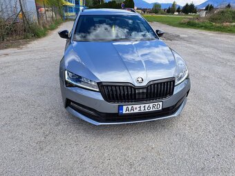 Škoda Superb Combi 2.0 Tdi SPORTLINE - 2