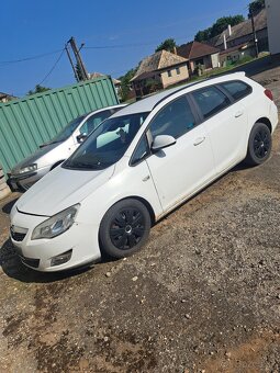 Predám opel astra J sport tourer 2.0 - 2