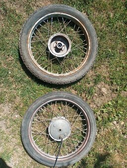Kolesá na Jawa pionier 555 - 2