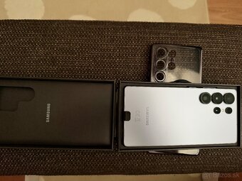 Samsung S25 ultra 256 GB v záruke top stav - 2