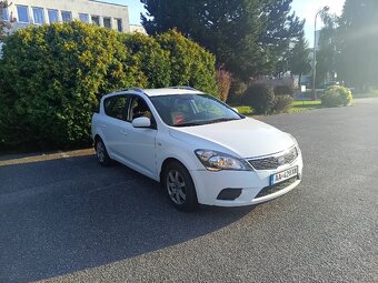 Kia Cee'd SW 2012 - 2