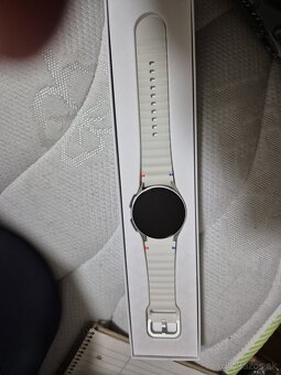 Predám hodinky Samsung Galaxy Watch 7, nové. - farba biela - 2