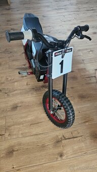 Detska elektricka motorka - 2