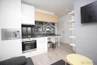 DULOVO nám. -  garsónka, WIFI, pivnica, ul. Trenčianska - 2