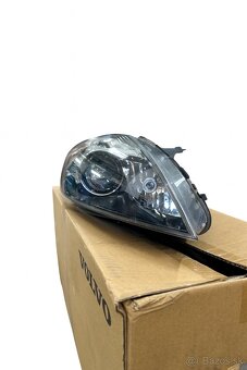 Pravé přední světlo VOLVO V40/ V40 CC - 2