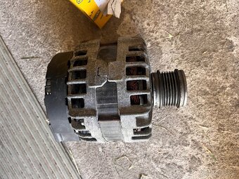 Alternator bosch passat b8 - 2