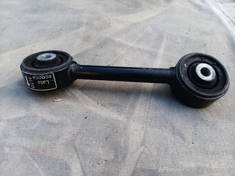 ULOŽENIE MOTORA SILENTBLOK LANCIA LYBRA 1.9 JTD - 2