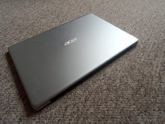 Predám notebook Acer Swift SF113-31 - 2
