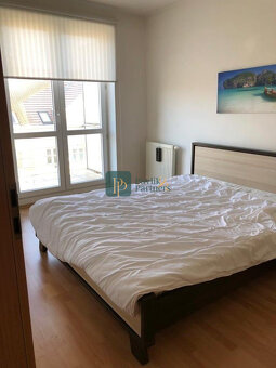 Prenájom 2 izbový byt, veľký balkón, zariadený - 2