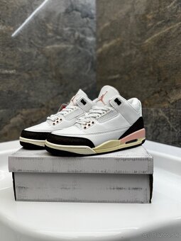 Jordan 3 Dark Mocha - 2