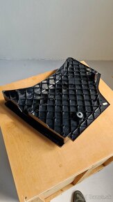 BMW e36 coupe zadný kufor, lišty, podložky 35mm - 2