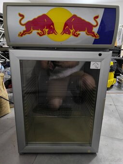 Predám chladničku Redbull - 2