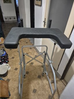 Chodítko pre seniorov s podpažou - 2