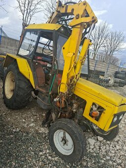 Predam traktor Zetor 7211 vyber 2x cena 4500€ - 2