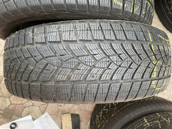 225/60 R17 Goodyear (zimné) - 2