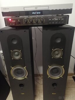 Stereo Tesla zostáva - 2