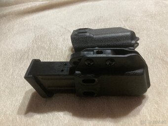 Kydexove puzdra na zasobniky na 9mm/40SW - 2