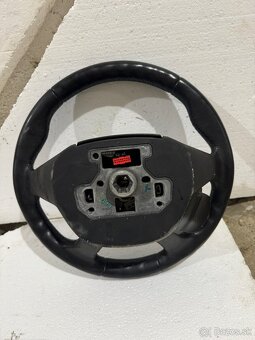 Multifunckny volant ford - 2