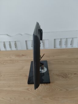 SAMSUNG 19" - 2
