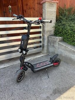 Výkonná elektrická kolobežka 2400W - 2
