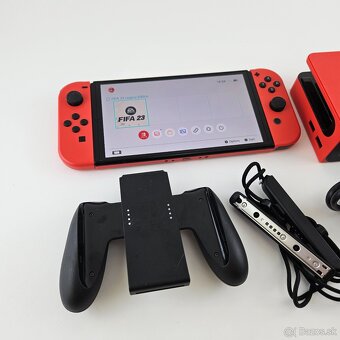 Nintendo Switch OLED - Super Mario - 2