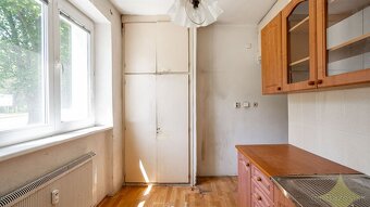 Exkluzívne na predaj 4izbový byt o výmere 87m2 v pôvodnom st - 2
