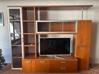 Čerešňová stena do obývačky - 2