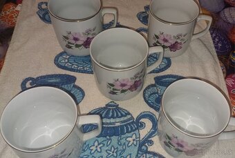 Staré retro hrnčeky - 2