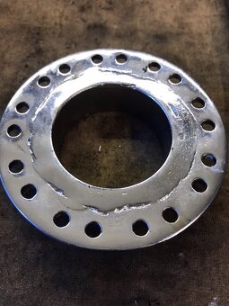 Jawa 500 OHC 01 oska pred. kolesa, časť zadného náboja. - 2