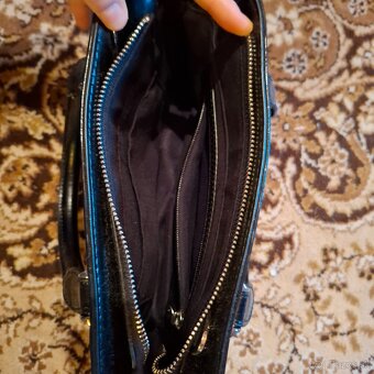 Predam zachovale kabelky - 2