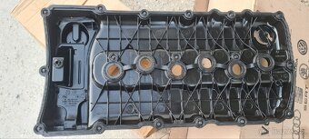 Predám originál veko ventilov 3.6 a 3.2 VR6 VW AG - 2