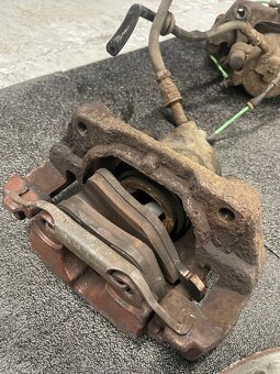 bmw e46 m3 predne brzdove strmene - 2