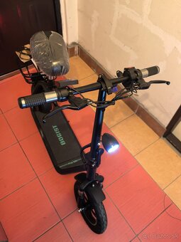 Elektricka kolobezka - 2