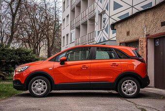 Opel Crossland X 1.2 TURBO AT6 - 2
